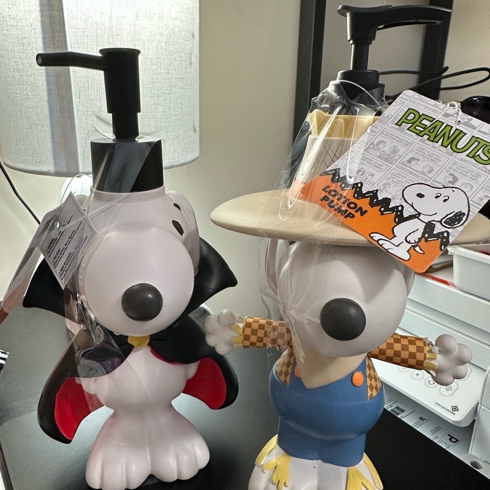 Peanuts Snoopy Vampire and Scarecrow Lotion Pumps - Black, Red, Blue (Pack of 2)